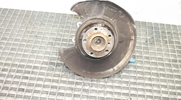 BMW 7 E65 E66 Rear wheel hub