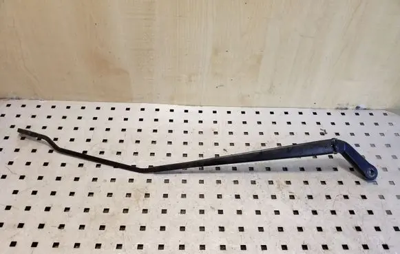 Peugeot 206 Front wiper blade arm