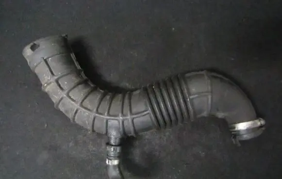 Renault Megane I Air intake hose/pipe 8200500384a