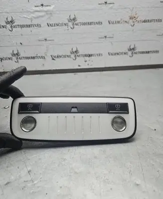 Mercedes-Benz E W212 Rear seat light A2128205001