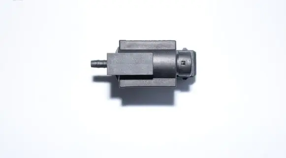 BMW 5 E39 Turbo solenoid valve 1742712