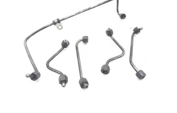 Ford Transit Fuel injector supply line/pipe ENGINEP8FA