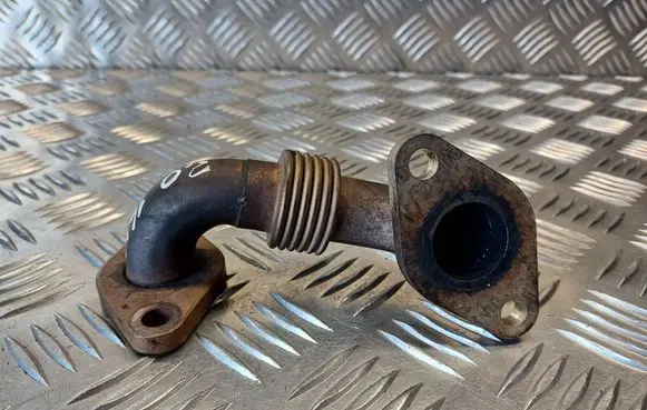Skoda Octavia Mk2 (1Z) EGR valve line/pipe/hose 03G131521T