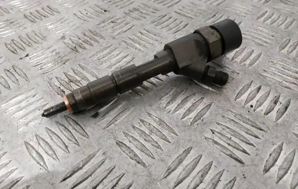 Nissan Primera Fuel injector 8200100272