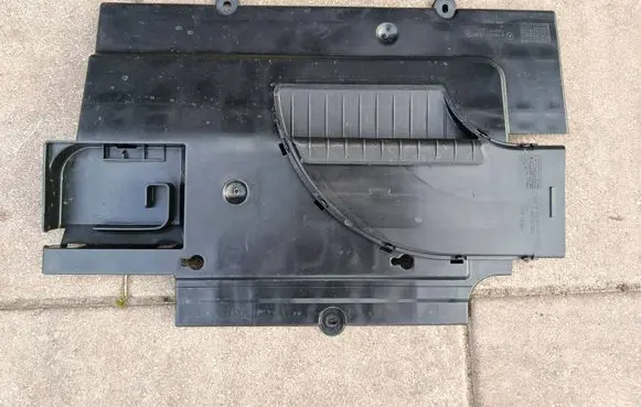 Mercedes-Benz A W169 Dashboard lower bottom trim panel A1698310245