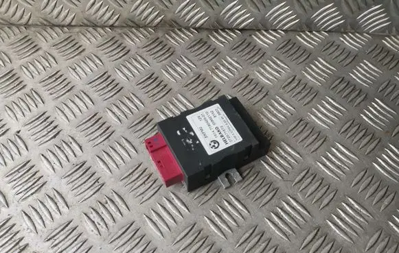 BMW 3 E90 E91 Fuel injection pump control unit/module 16147180426 1614718042601 7180426