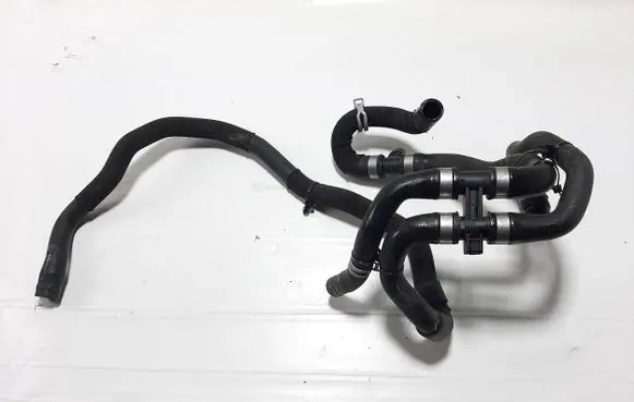 Volvo XC40 Engine coolant pipe/hose 32324803