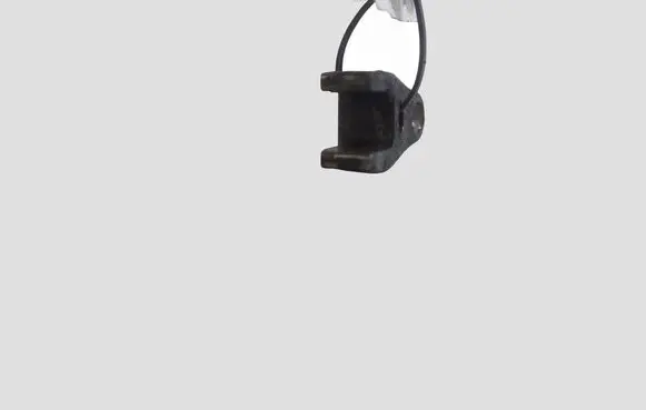 Mercedes-Benz C W203 Fuel Injector clamp holder