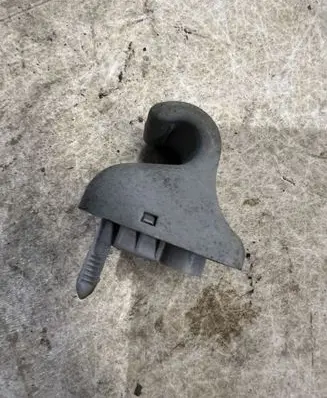 Hyundai Tucson JM Sun visor clip/hook/bracket 