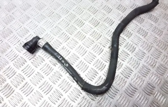 Volvo V70 Engine coolant pipe/hose