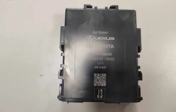 Toyota Sienna XL40 IV Gateway control module 8911108030