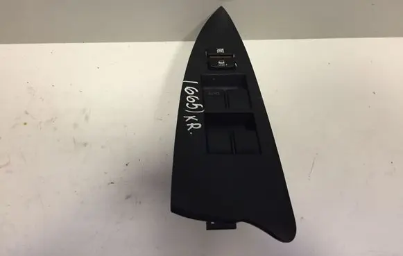 Toyota RAV 4 (XA30) Electric window control switch 7423242070
