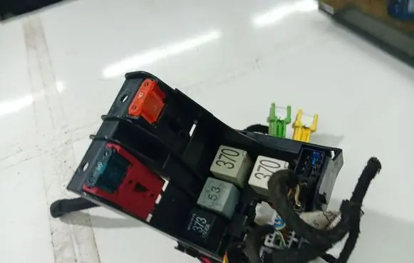 Audi A8 S8 D3 4E Fuse box set 