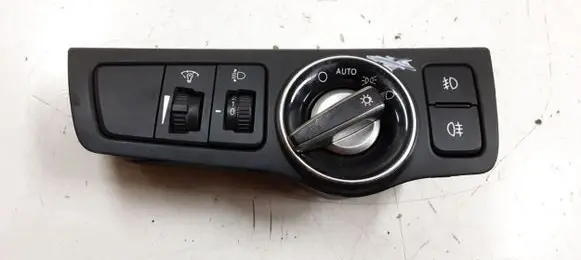 Hyundai i40 Light switch 933003Z950 39RI071000 1410210024