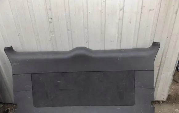 Seat Alhambra (Mk1) Tailgate trim