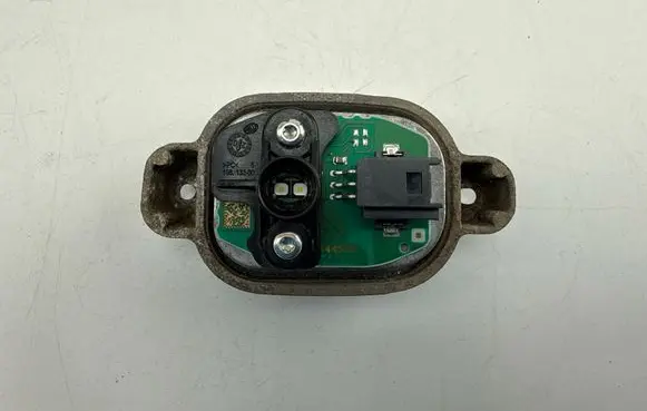 BMW 1 F20 F21 Light module LCM T4457B