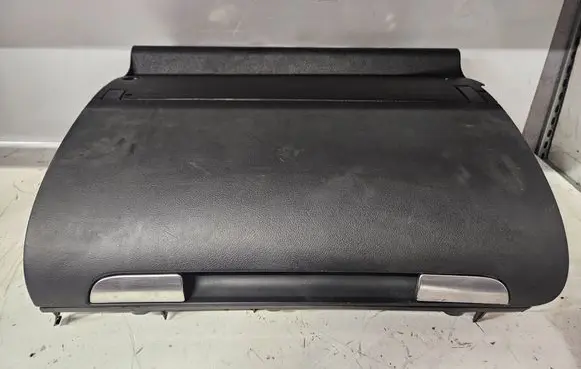 Audi A3 S3 8P Glove box 8P1857035G 14102003
