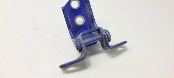 Mazda CX-7 Rear door lower hinge