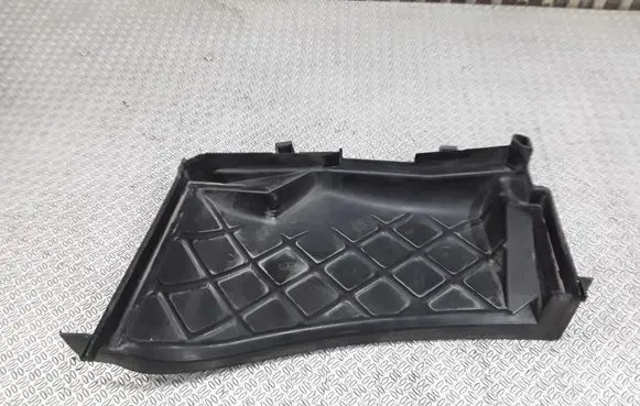 Audi A4 S4 B7 8E 8H Air filter box cover 8E1819979