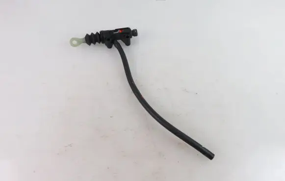 BMW 2 F45 Clutch master cylinder 13670610