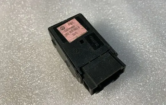 Volkswagen PASSAT B5 Wing mirror switch 3B2959565B