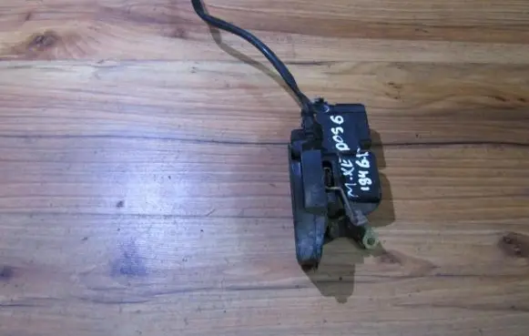 Mazda Xedos 6 Rear door lock