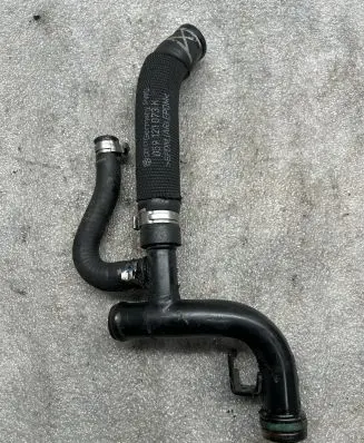 Audi A6 S6 C6 4F Engine coolant pipe/hose 059121073