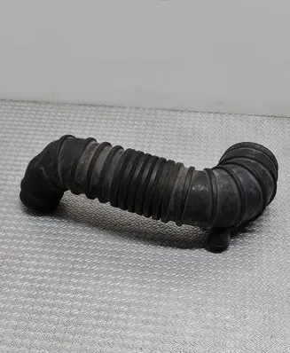Mitsubishi Pajero Turbo air intake inlet pipe/hose