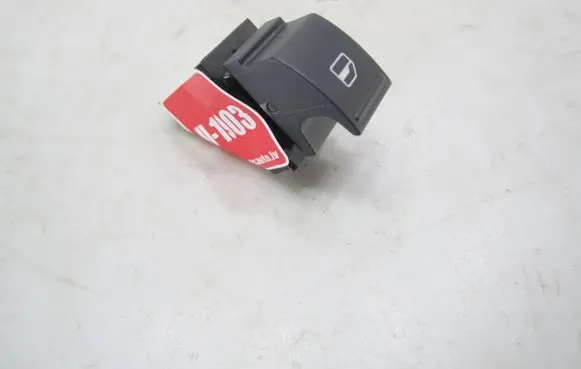 Volkswagen Golf V Electric window control switch 7L6959855B