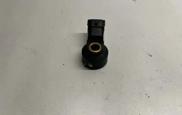 Fiat 500 Detonation knock sensor 0261231273