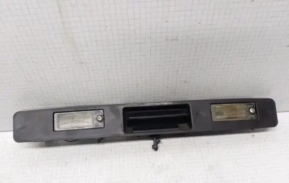 Volvo V70 Trunk door license plate light bar 9203101