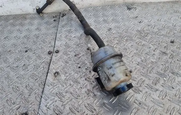 Nissan Pathfinder R51 Power steering fluid tank/reservoir 49180EA000 49180EB300 9978