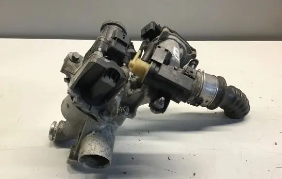 Nissan Qashqai EGR valve 161A09794R
