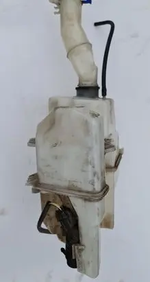 Volvo S60 Windshield washer fluid reservoir/tank 30655661