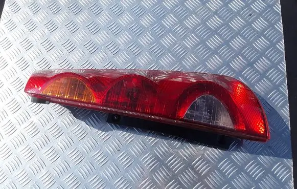 Nissan Note (E11) Rear/tail lights 263300R