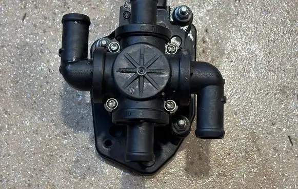 Audi e-tron Electric auxiliary coolant/water pump 4KE963375J