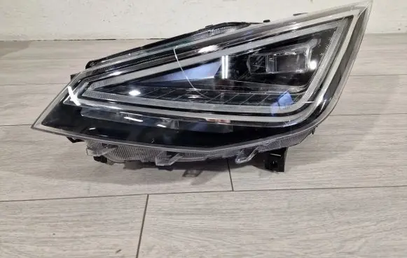 Seat Arona Headlight/headlamp