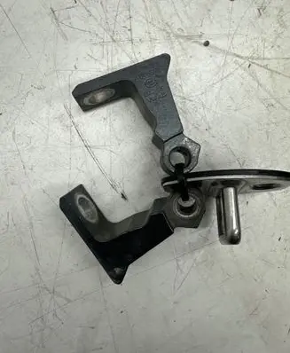 Audi A5 8T 8F Front door hinge set 8K0831402A