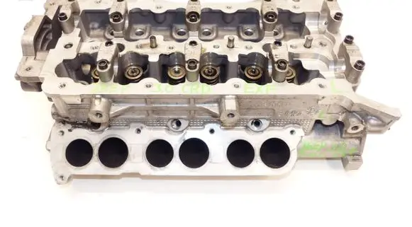 Jeep Grand Cherokee (WK) Engine head 90352085F