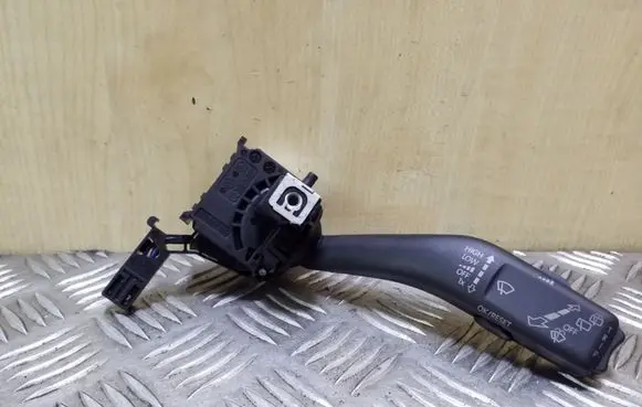 Volkswagen Golf Plus Wiper control stalk 1K0953519J