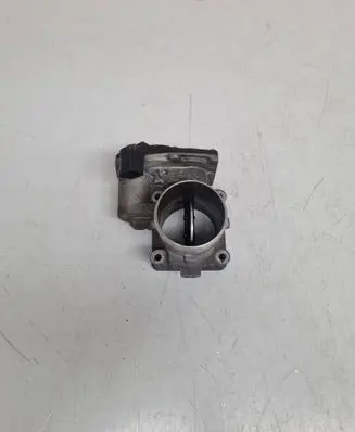 Hyundai Santa Fe Throttle valve 351002F600 16A200499
