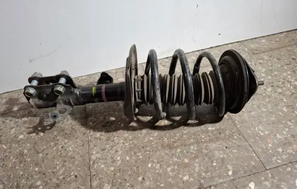 Lexus ES 250 - 300 - 330 Front shock absorber/damper 4851033870