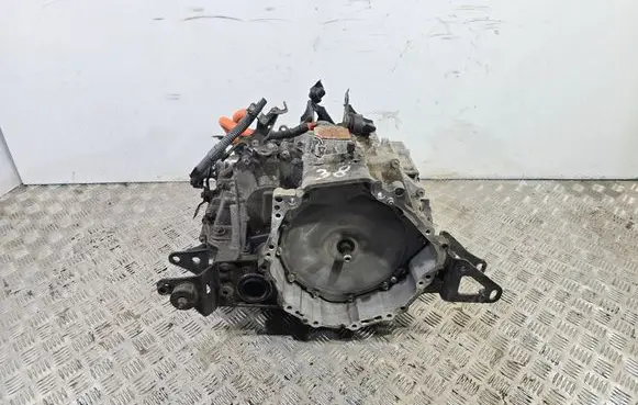 Toyota Auris E180 Automatic gearbox 71020 3090000 17D6Y11478