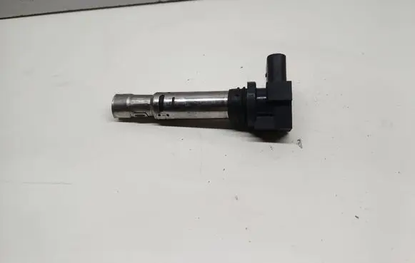 Volkswagen Jetta V High voltage ignition coil 0986221023