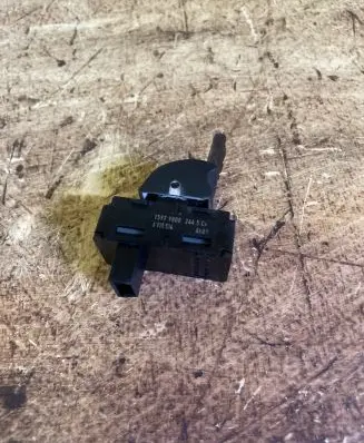 BMW 1 E81 E87 Electric window control switch 6935534 15979800