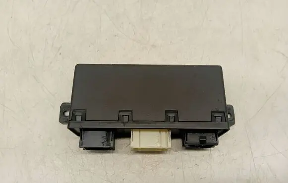 BMW 5 E39 Comfort/convenience module 613569042559 00089631 689667