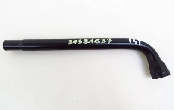 Volvo V40 Wheel nut wrench 31381637