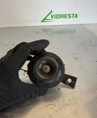 Nissan Leaf I (ZE0) Horn signal