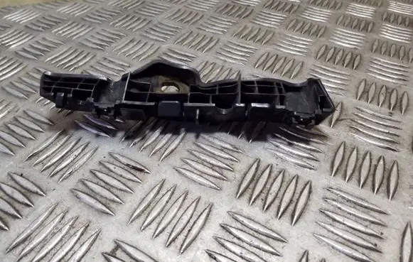 KIA Sorento Front bumper mounting bracket 865942P000