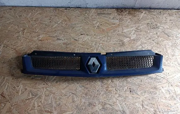 Renault Master II Front grill 8200233765 100207